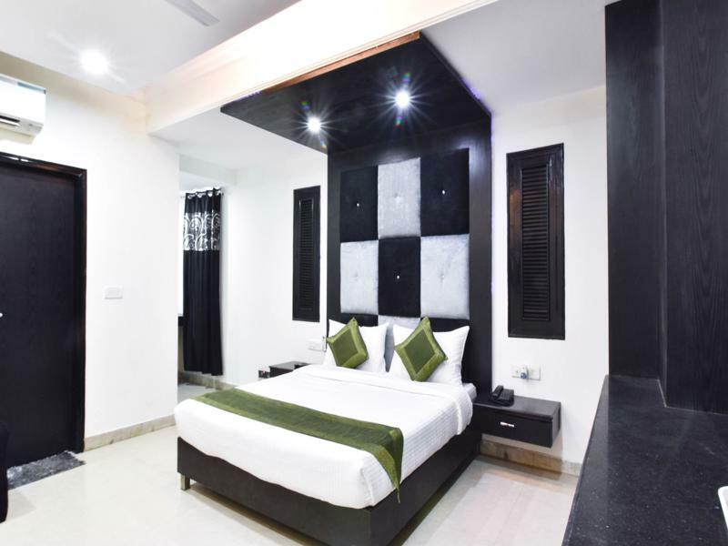 Treebo Mehar Castle Hotel Delhi  Exterior foto