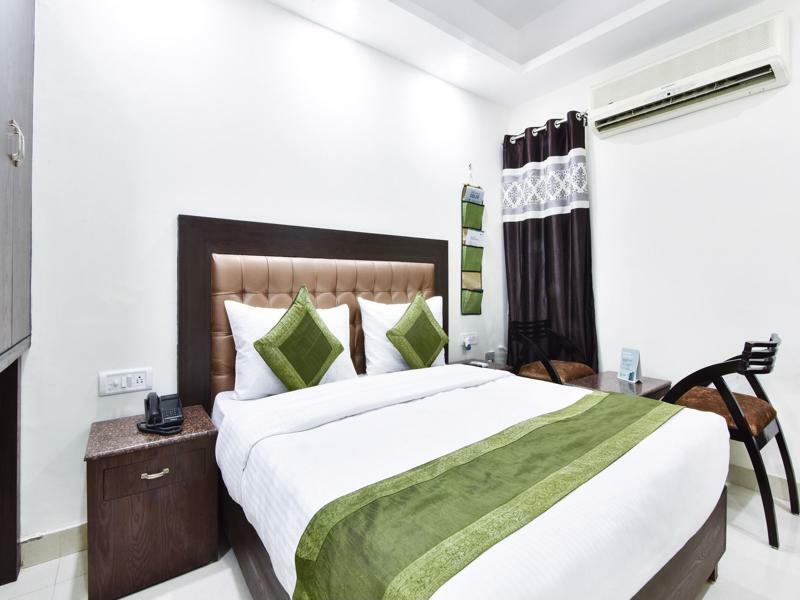 Treebo Mehar Castle Hotel Delhi  Exterior foto